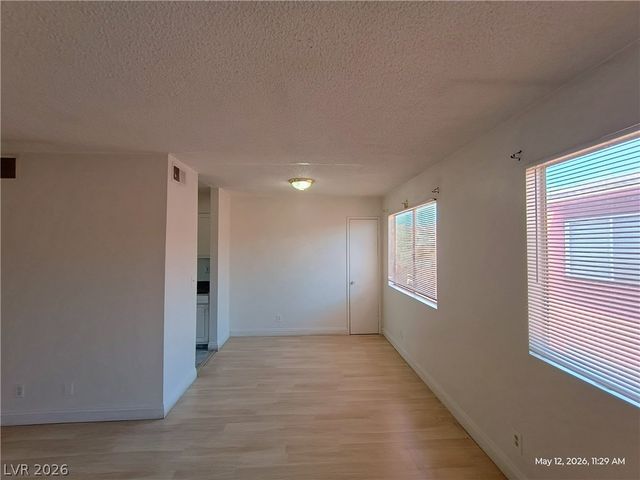 3655 Kolendo Court D, Las Vegas, NV 89103