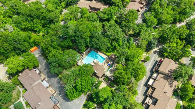 91 Birnamwood Drive, Burnsville, MN 55337