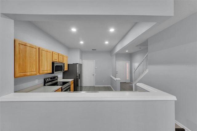 26546 CASTLEVIEW WAY, Wesley Chapel, FL 33544