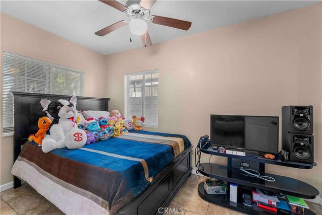 13517 S Willowbrook Avenue, Compton, CA 90222