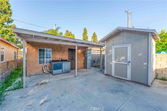 13517 S Willowbrook Avenue, Compton, CA 90222