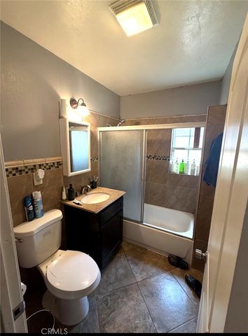 13517 S Willowbrook Avenue, Compton, CA 90222