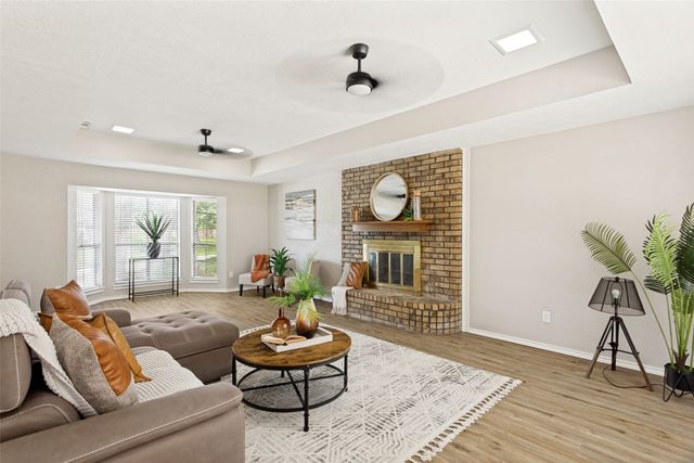 4201 High Mesa Court, Arlington, TX 76016