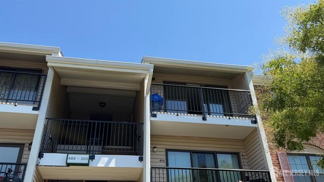 500 DANBURY Lane, East Brunswick, NJ 08816