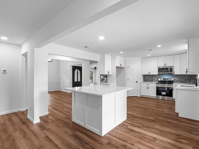 3509 Mckamy Oaks Trail, Arlington, TX 76017