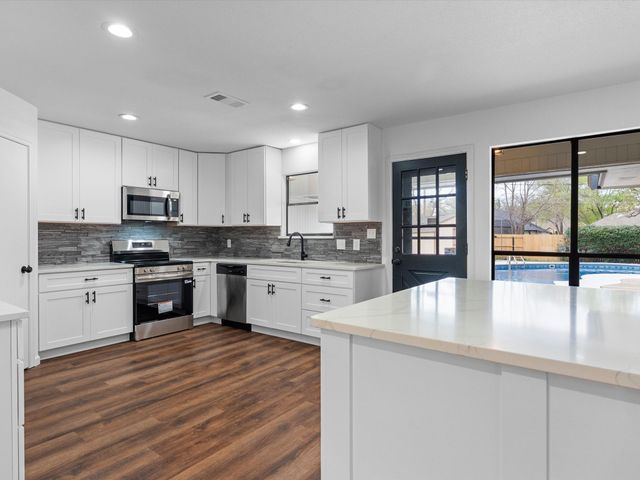 3509 Mckamy Oaks Trail, Arlington, TX 76017