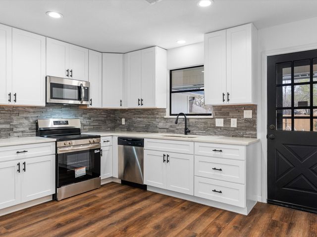 3509 Mckamy Oaks Trail, Arlington, TX 76017