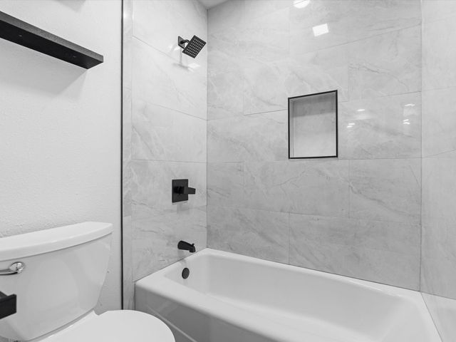 3509 Mckamy Oaks Trail, Arlington, TX 76017