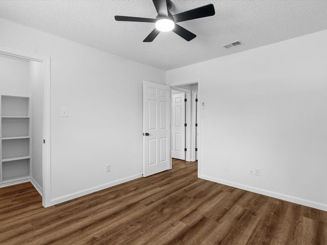 3509 Mckamy Oaks Trail, Arlington, TX 76017