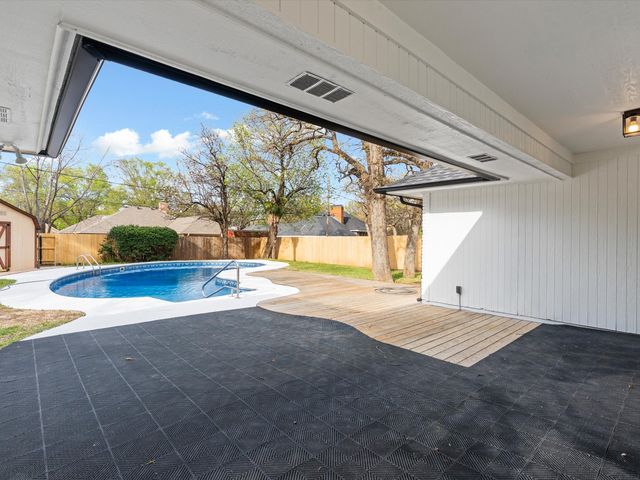 3509 Mckamy Oaks Trail, Arlington, TX 76017