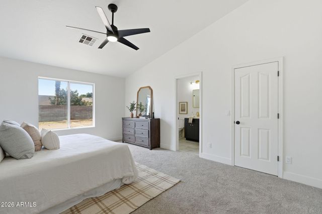 999 W 18TH Avenue, Apache Junction, AZ 85120