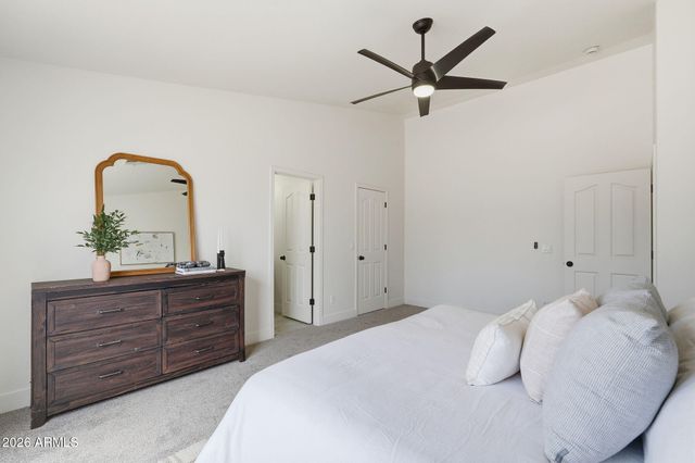 999 W 18TH Avenue, Apache Junction, AZ 85120