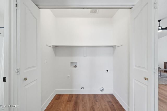 999 W 18TH Avenue, Apache Junction, AZ 85120