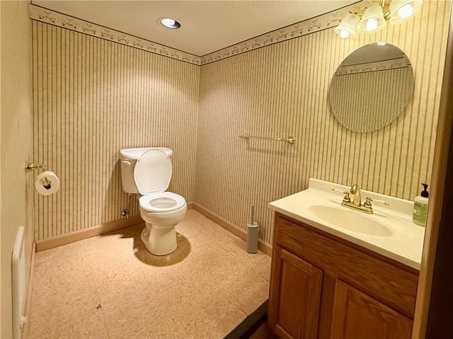 45 Acheson Ave, City Of Washington, PA 15301