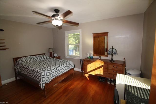 220 Charlotte DR, Portsmouth, VA 23701