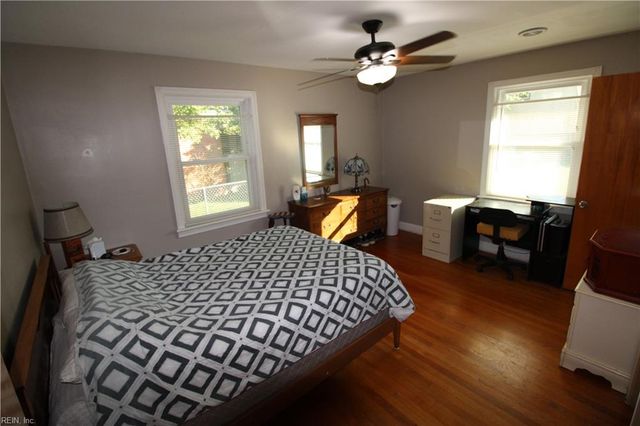 220 Charlotte DR, Portsmouth, VA 23701