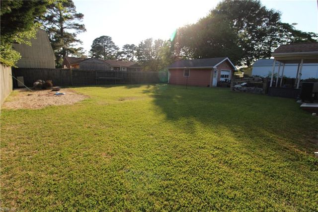 220 Charlotte DR, Portsmouth, VA 23701