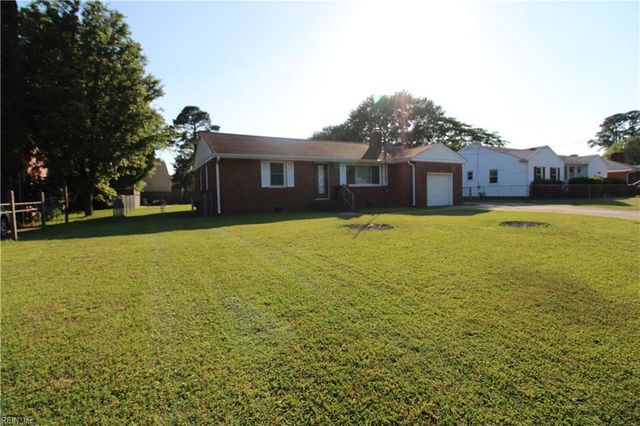 220 Charlotte DR, Portsmouth, VA 23701