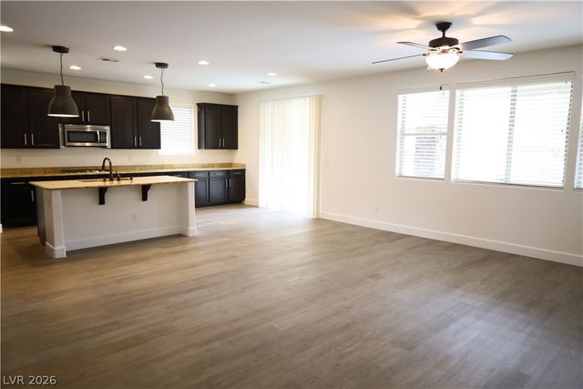 5469 Atrium Woods Lane, Las Vegas, NV 89135