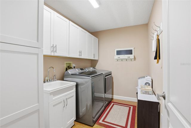 5860 WINDERMERE DRIVE, Palm Harbor, FL 34685