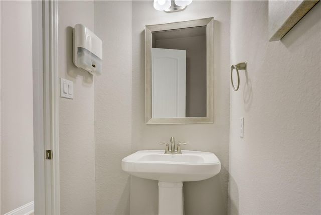 9613 Eden Ridge Lane, Pearland, TX 77584