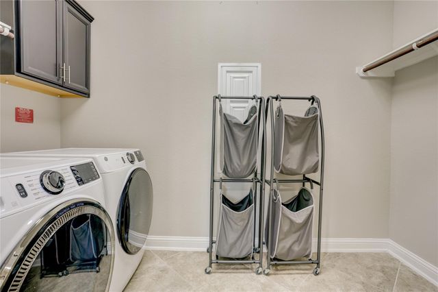 9613 Eden Ridge Lane, Pearland, TX 77584