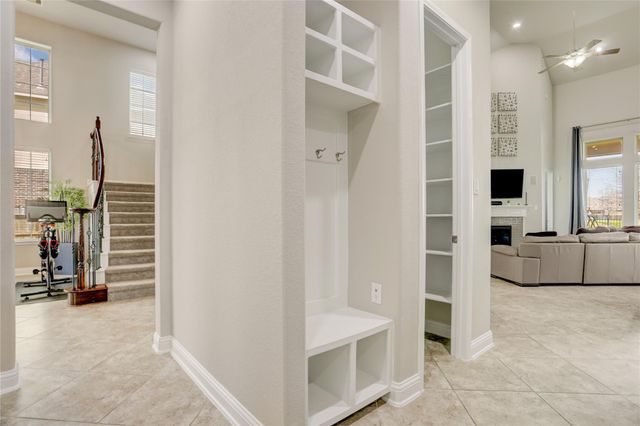 9613 Eden Ridge Lane, Pearland, TX 77584