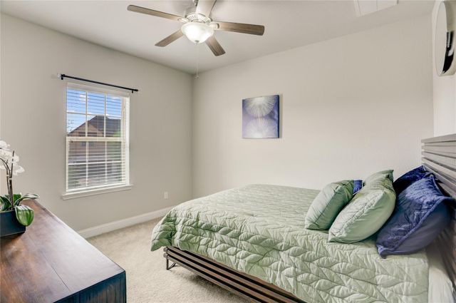 9613 Eden Ridge Lane, Pearland, TX 77584