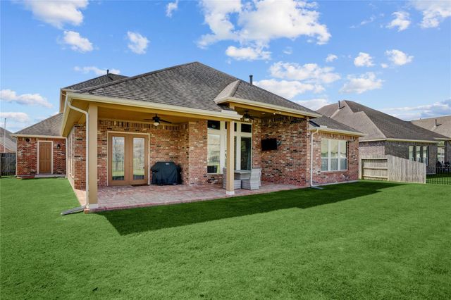 9613 Eden Ridge Lane, Pearland, TX 77584