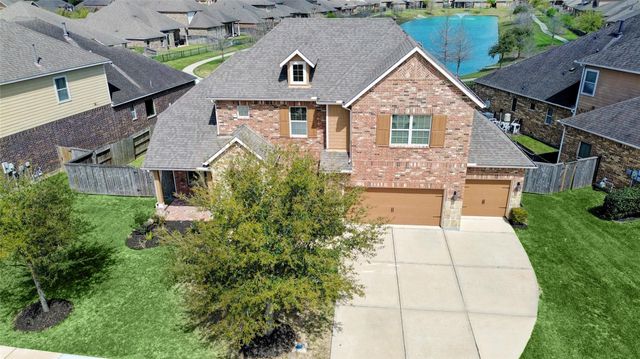 9613 Eden Ridge Lane, Pearland, TX 77584