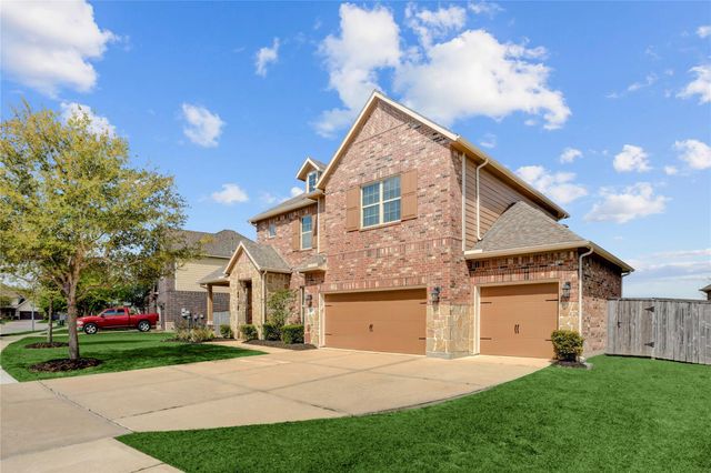 9613 Eden Ridge Lane, Pearland, TX 77584