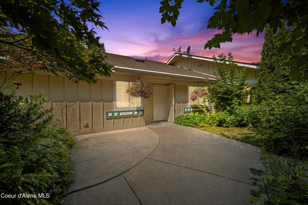 4916 W VILLAGE BLVD, UNIT 11, Rathdrum, ID 83858 photo 4