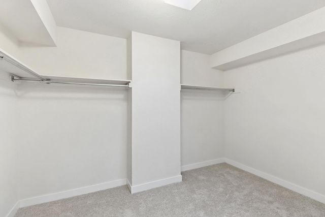 8813 Williamson Dr, Elk Grove, CA 95624