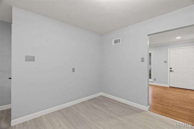 725 Hazelvalley Drive, Hazelwood, MO 63042