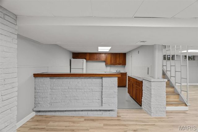 725 Hazelvalley Drive, Hazelwood, MO 63042