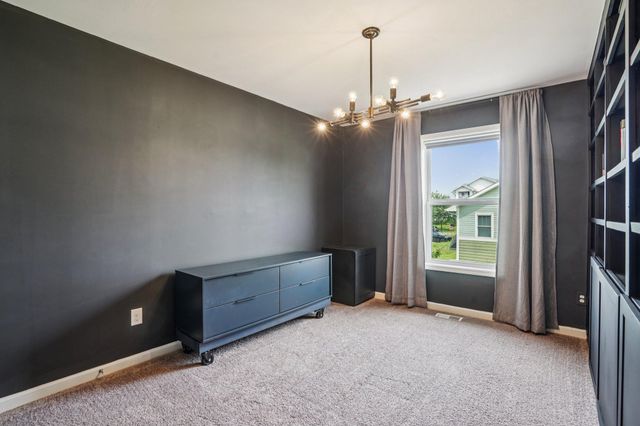 1006 Van White Memorial Boulevard, Minneapolis, MN 55411