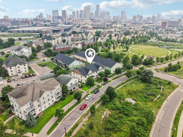 1006 Van White Memorial Boulevard, Minneapolis, MN 55411