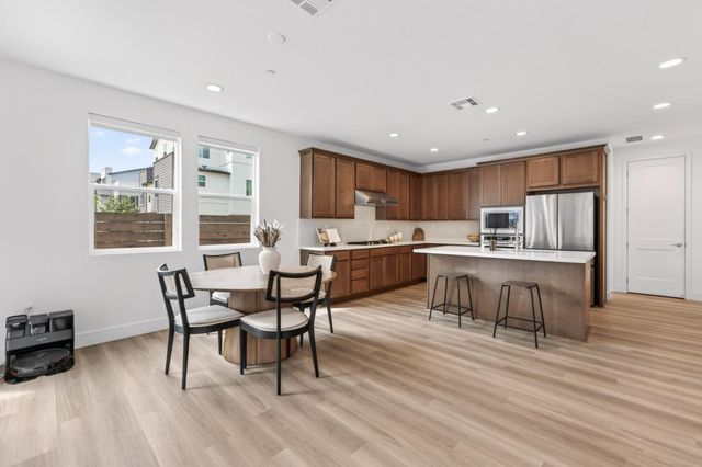 6236 Skyline Street, Dublin, CA 94568