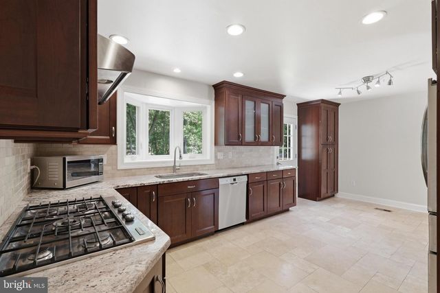 12348 COLERAINE CT, Reston, VA 20191