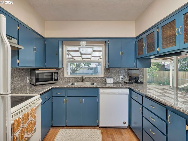 4534 Ne 95TH Ave, Portland, OR 97220