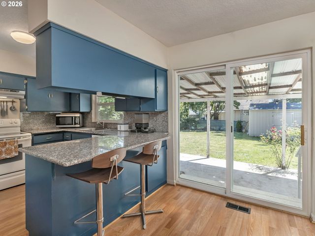 4534 Ne 95TH Ave, Portland, OR 97220