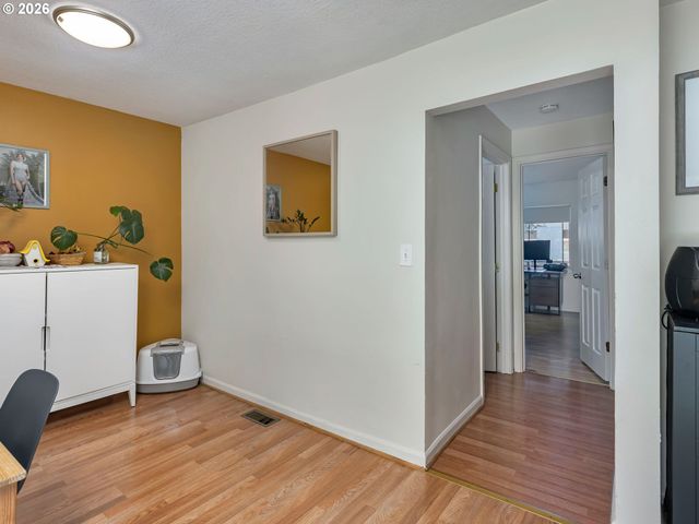 4534 Ne 95TH Ave, Portland, OR 97220