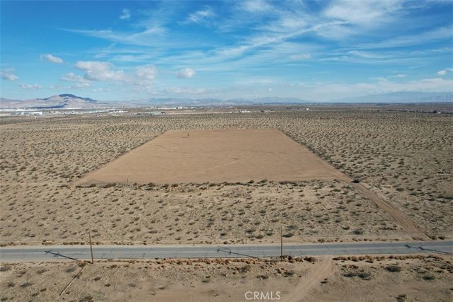 9 Bellflower Street, Adelanto, CA 92301