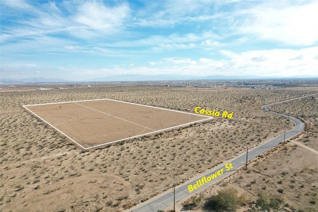 9 Bellflower Street, Adelanto, CA 92301