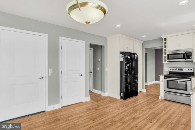25 SPRINGBROOK DR, Palmyra, PA 17078