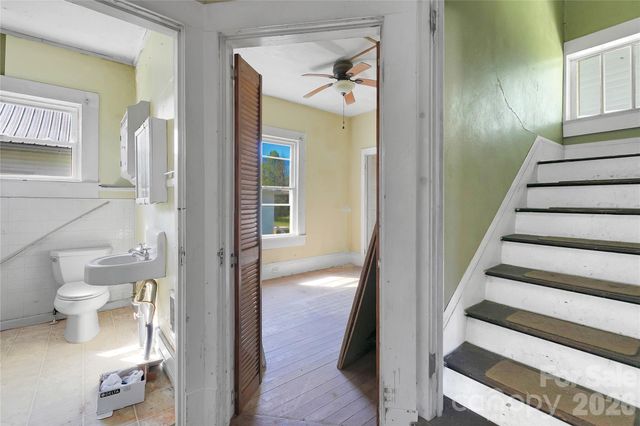 204 Main Street, Rosman, NC 28772