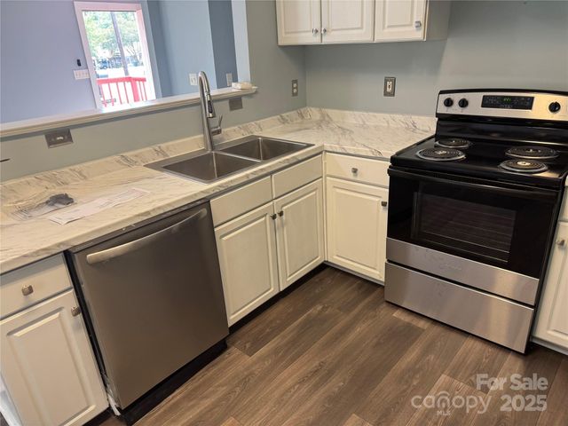 9 Mills Avenue, Concord, NC 28027