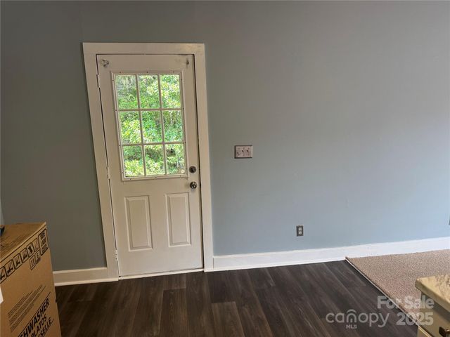 9 Mills Avenue, Concord, NC 28027