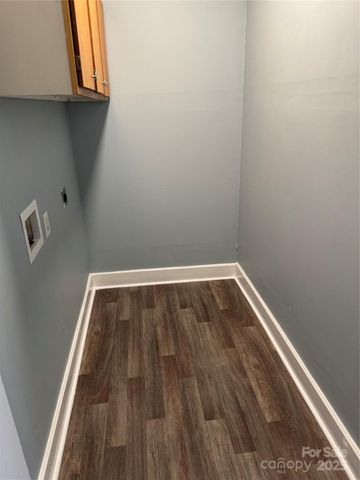 9 Mills Avenue, Concord, NC 28027