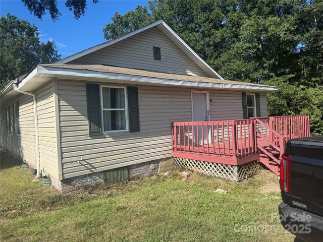 9 Mills Avenue, Concord, NC 28027